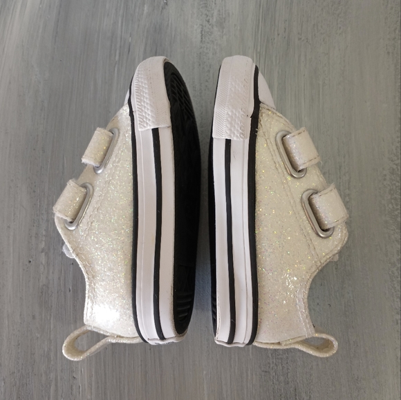 Converse Chuck Taylor All Star 2V Winter Glitter Sneakers Baby Girls Size 5 - Picture 5 of 14